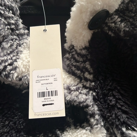 NWT Faux Fleece Jacket - Picture 3 of 8